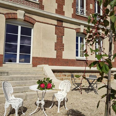 Demeure De La Garenne Bed & Breakfast Montmirail  ภายนอก รูปภาพ