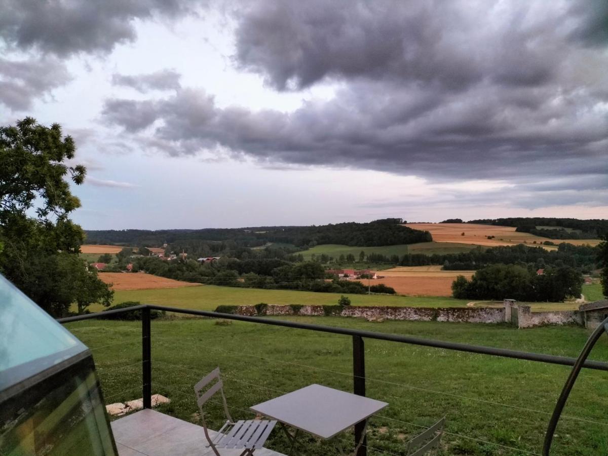 Demeure De La Garenne Bed & Breakfast Montmirail  ภายนอก รูปภาพ