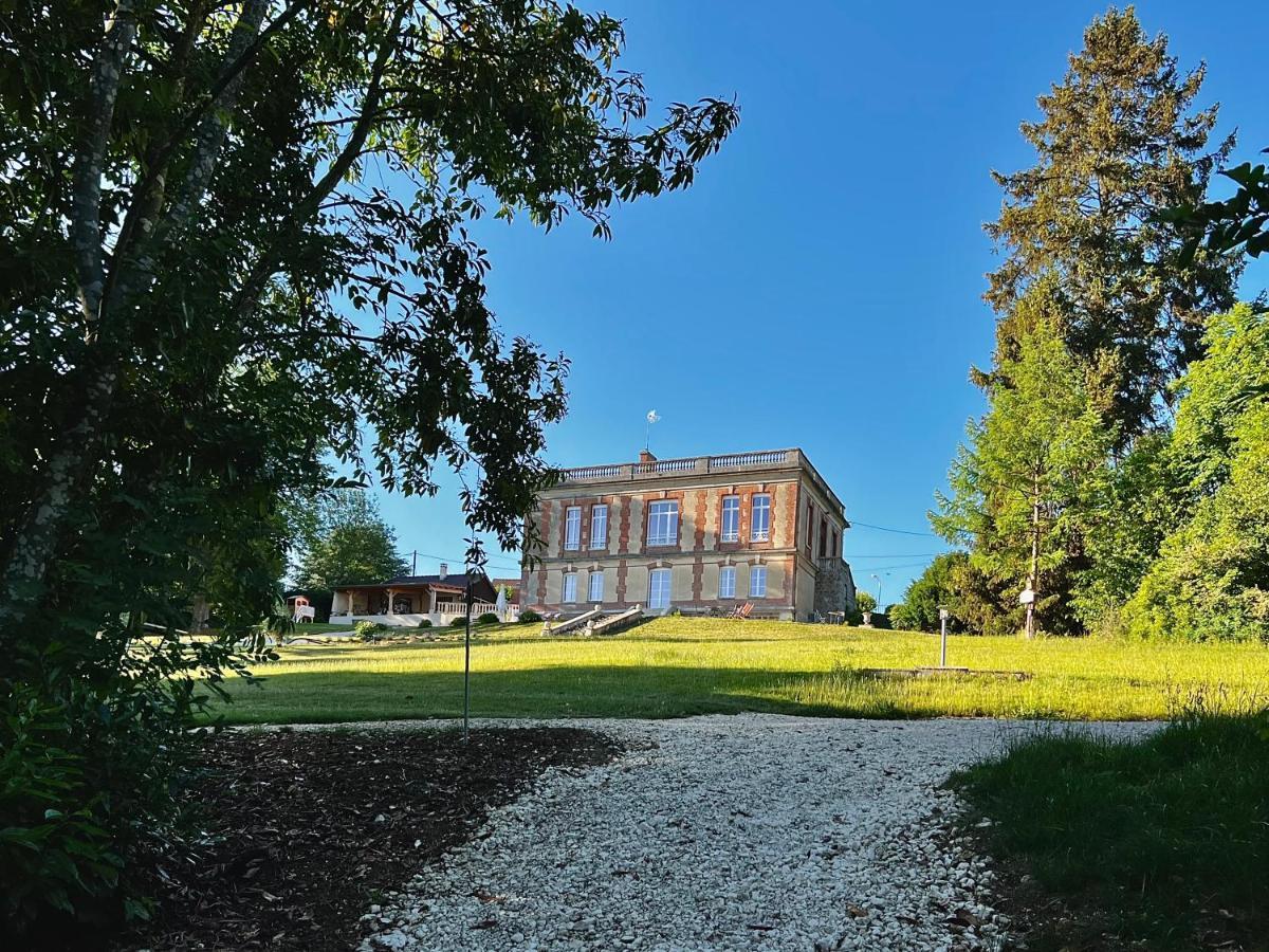 Demeure De La Garenne Bed & Breakfast Montmirail  ภายนอก รูปภาพ