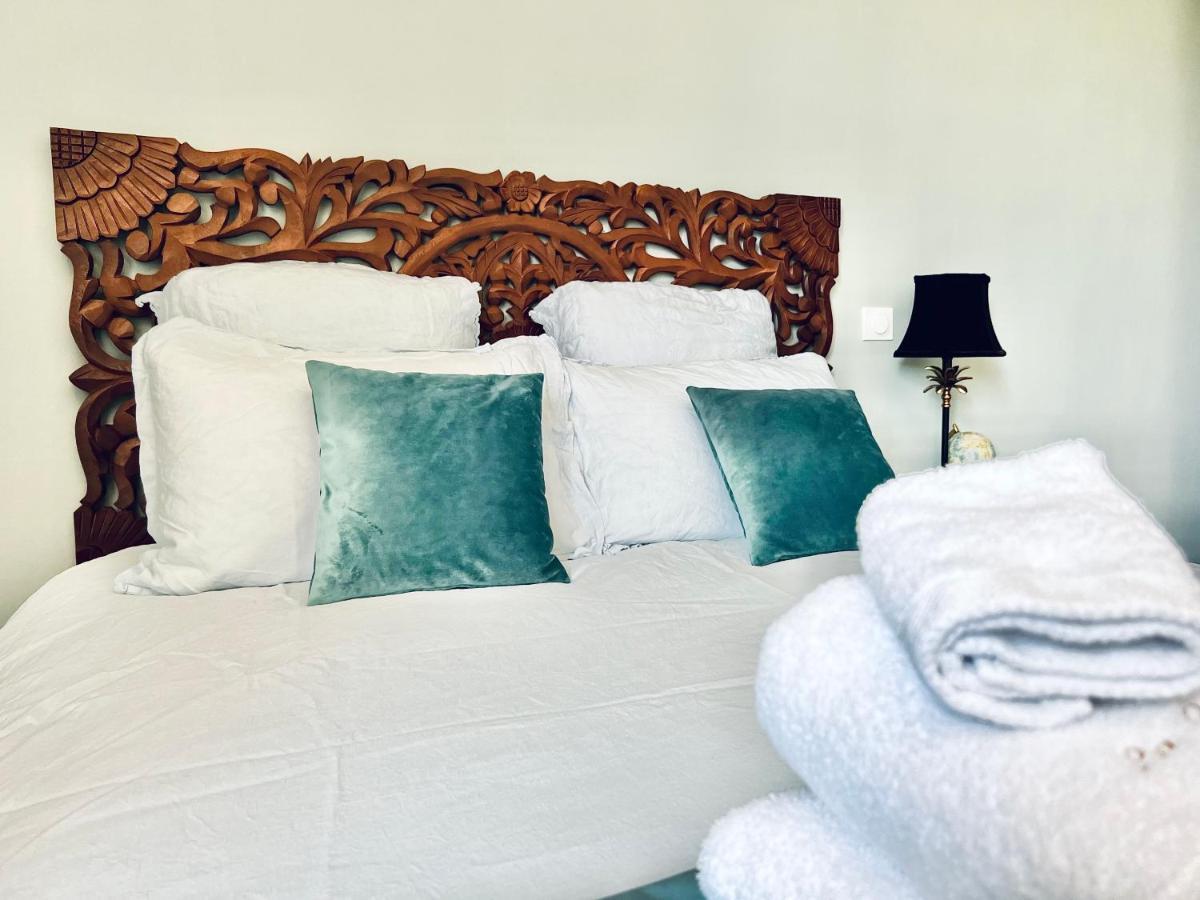 Demeure De La Garenne Bed & Breakfast Montmirail  ภายนอก รูปภาพ