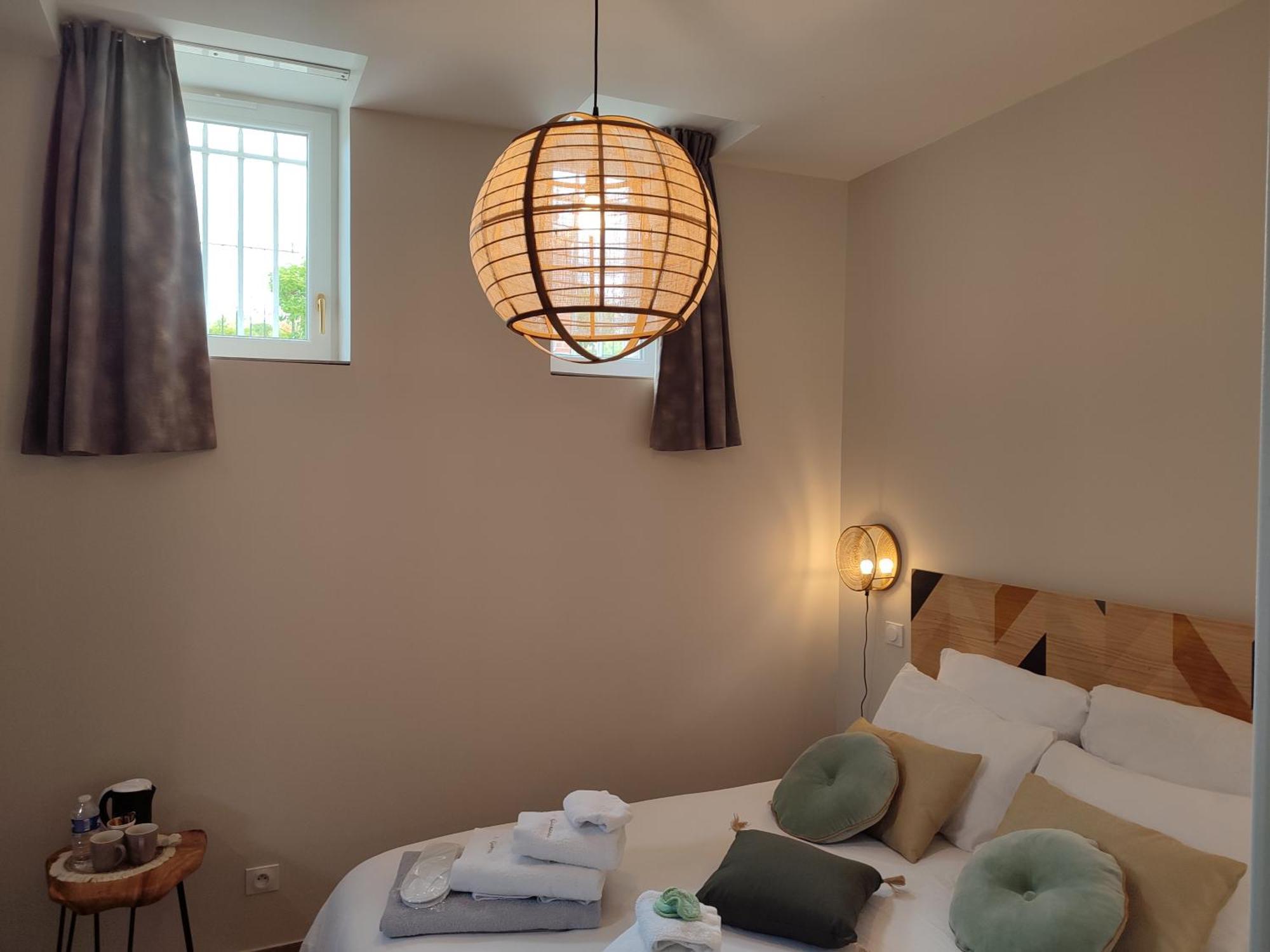 Demeure De La Garenne Bed & Breakfast Montmirail  ภายนอก รูปภาพ
