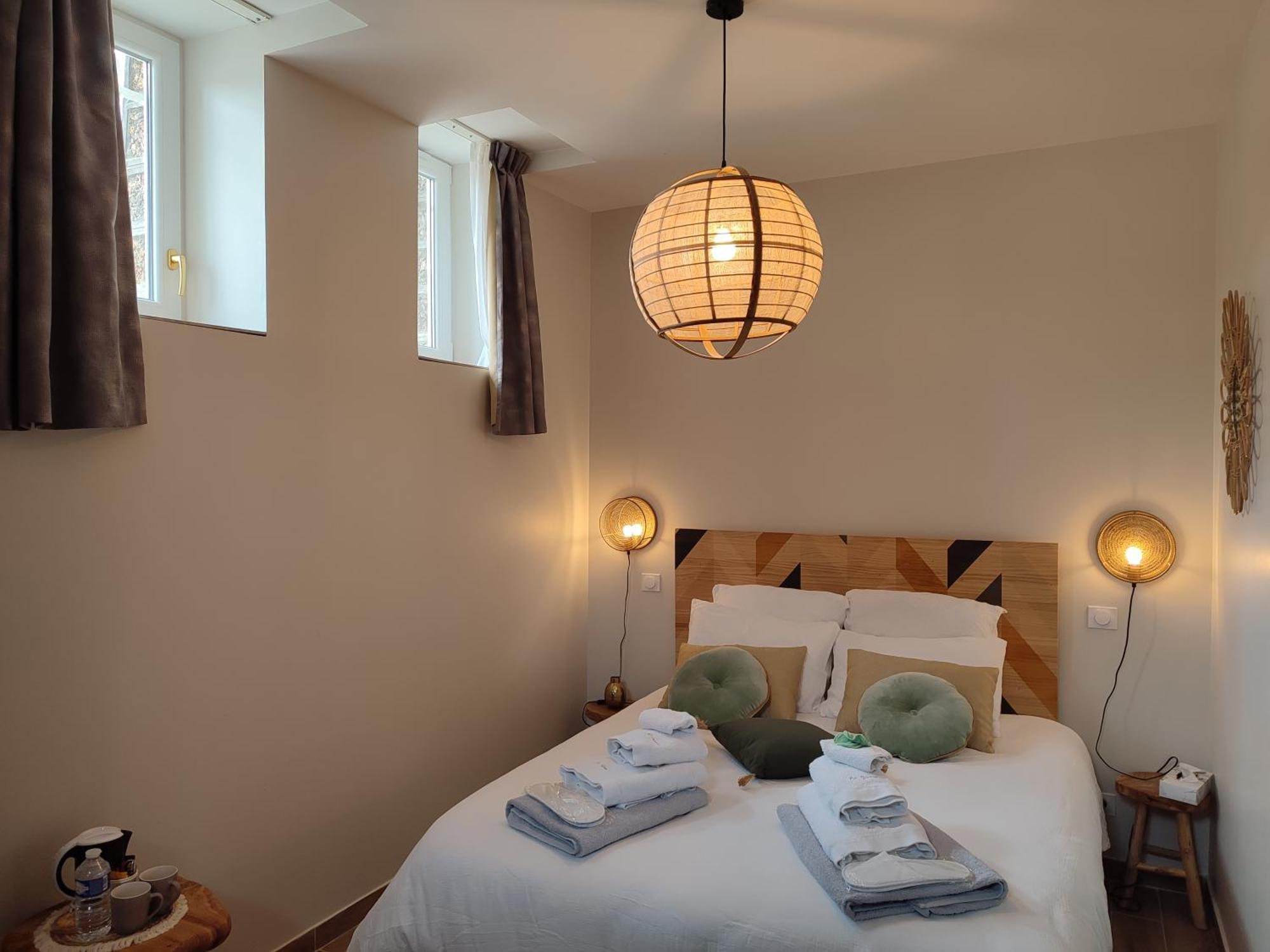 Demeure De La Garenne Bed & Breakfast Montmirail  ภายนอก รูปภาพ